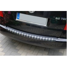 Накладка на задний бампер (carbon) VW Touran (2003-2010)